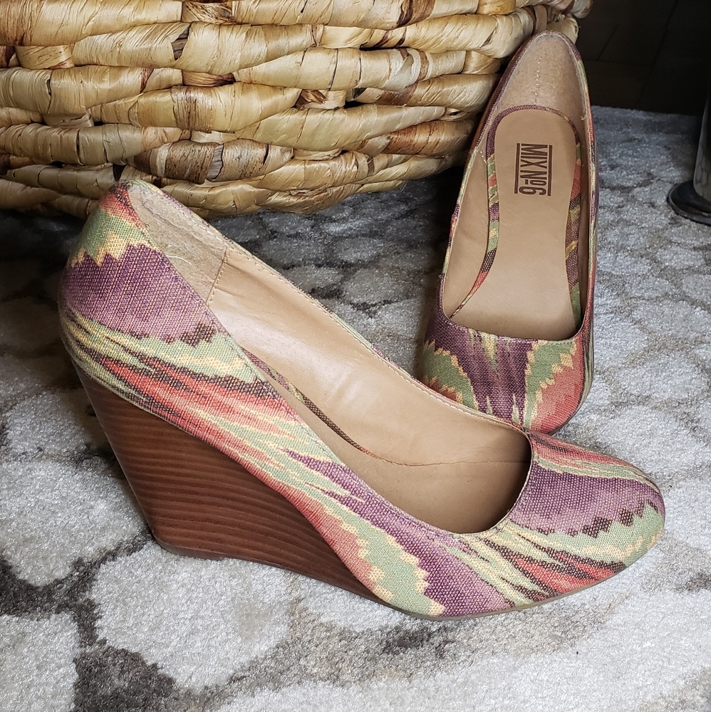 Pattern Wedge Heel